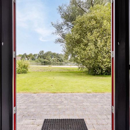 Vakantiehuis Aan Het Water -Incl Laadpaal- Ewijk Exterior photo